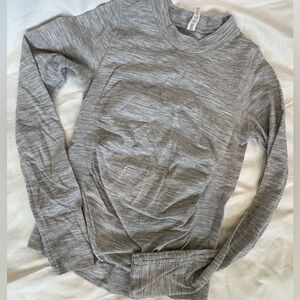 Athleta Heather Gray Long Sleeve Top